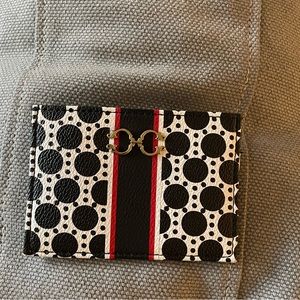 C Wonder card holder